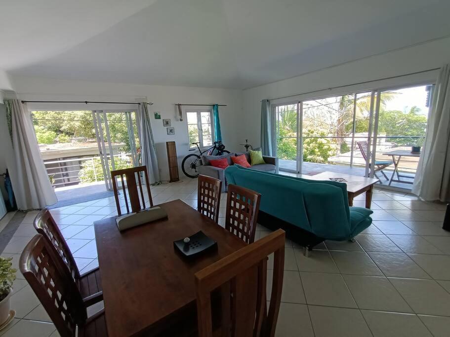 Surf House Holidays Ruisseau Creole Exterior foto