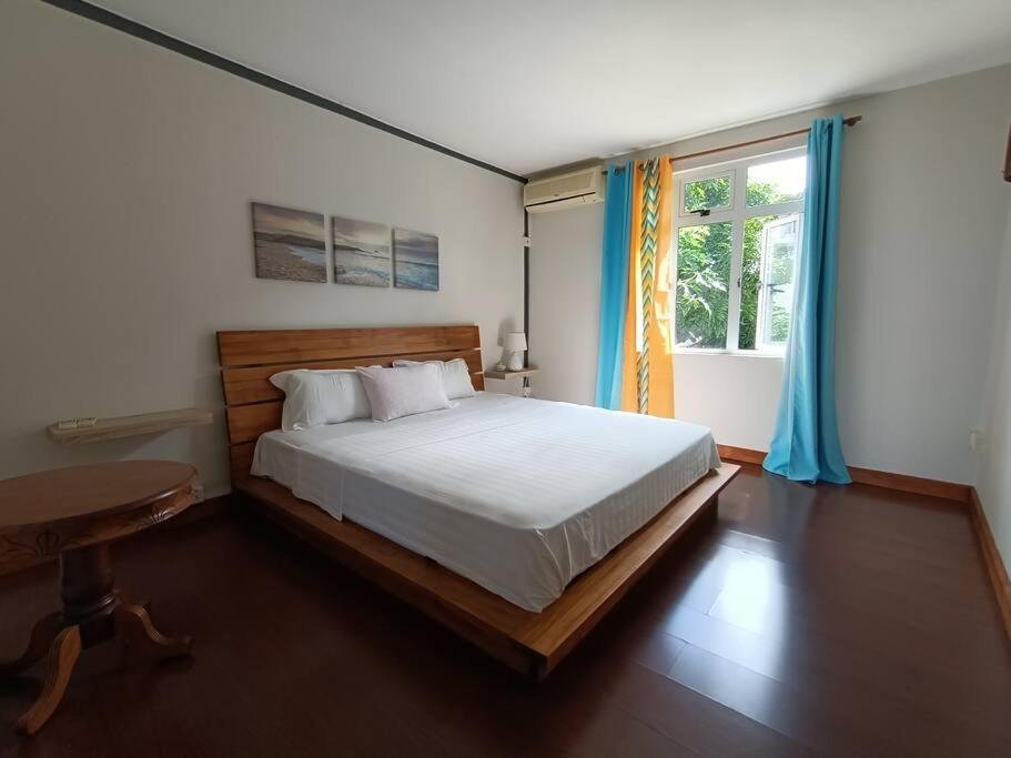 Surf House Holidays Ruisseau Creole Exterior foto