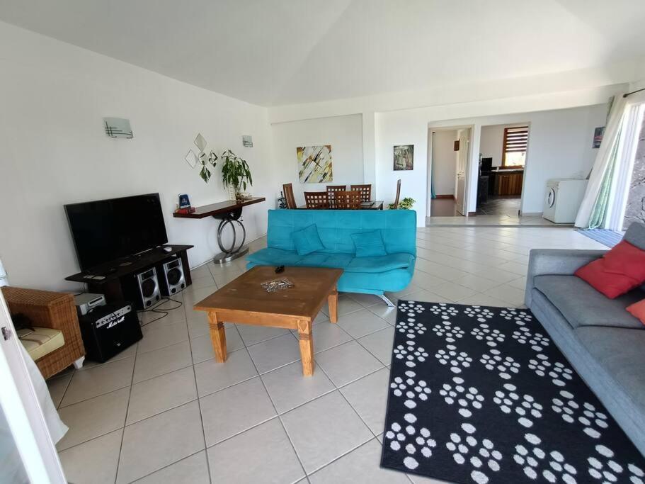 Surf House Holidays Ruisseau Creole Exterior foto